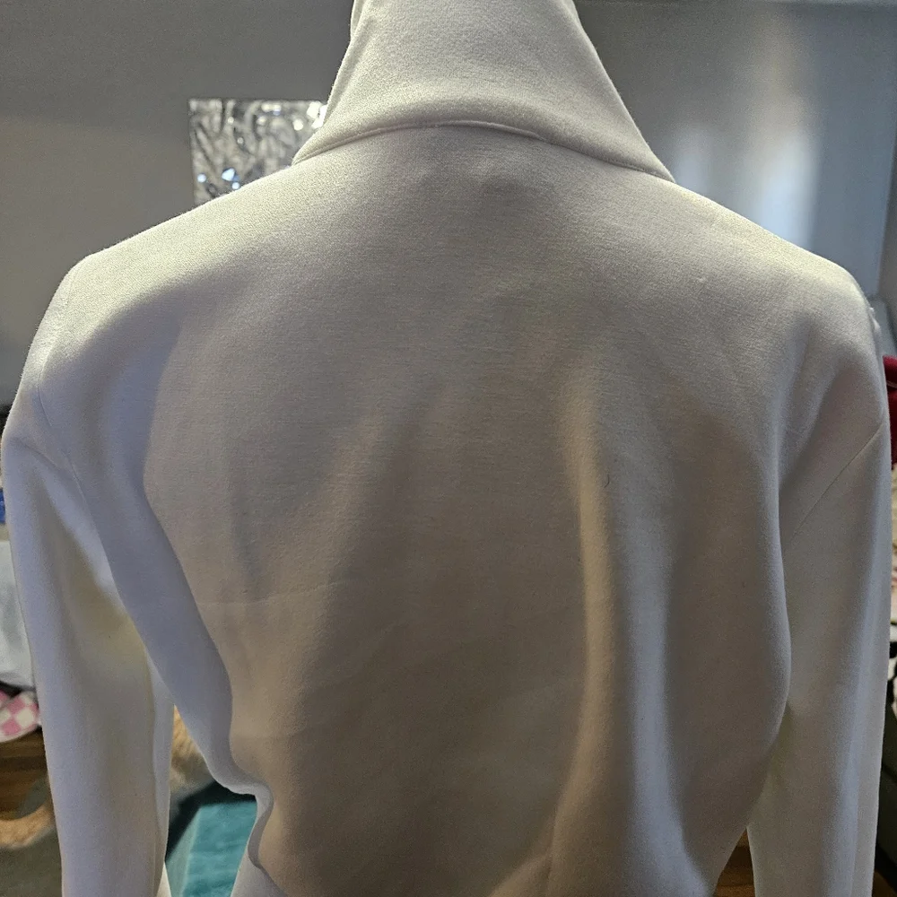 Gracia Ivory Ruffled Zip-Up Jacket - Picture 4 of 7